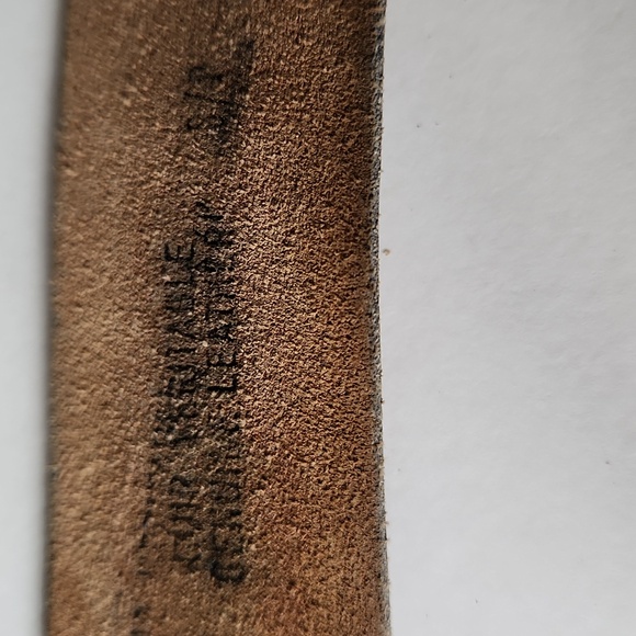 🇨🇦*** Vintage Vermillon Carved Leather Belt - Picture 4 of 7